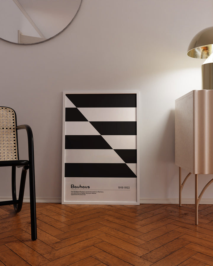 Diagonal Bauhaus in Black