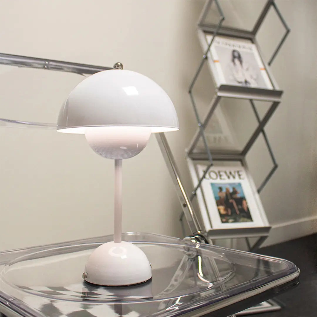 Table lamp | バウハウスデザインの照明 | オンラインショップ - おしゃれなミッドセンチュリー家具と照明 – Official  Bauhaus Japan